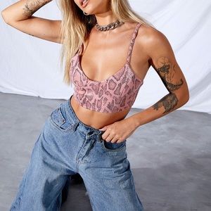 NWT Motel Rocks Dyla Crop Top